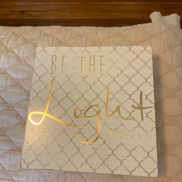 Home decor - Picture 2 of 2